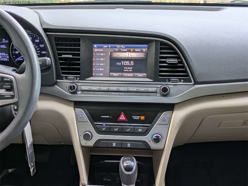 Thumbnail: 2017 Hyundai Elantra - 17