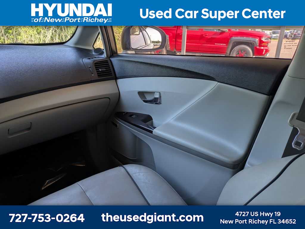 Thumbnail: 2009 Toyota Venza - 19