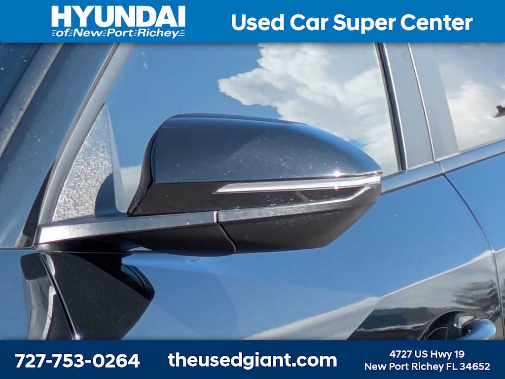 Thumbnail: 2023 Hyundai Santa Cruz - 11