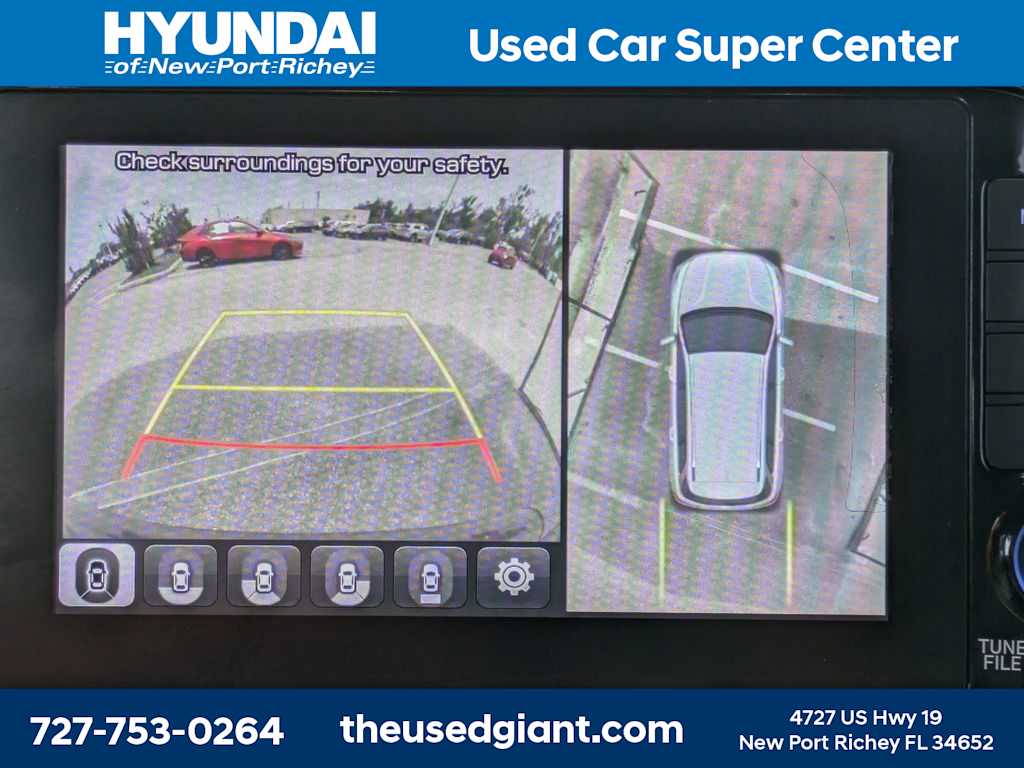 Thumbnail: 2020 Hyundai Santa Fe - 27