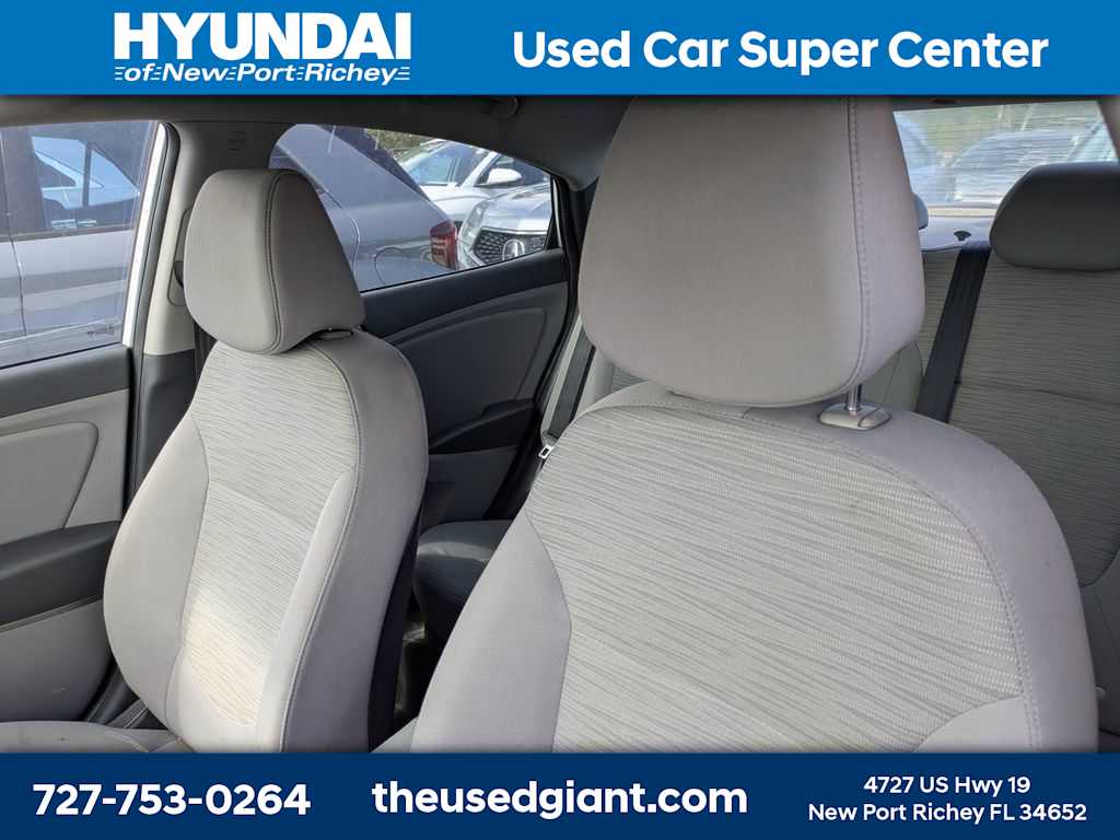Thumbnail: 2017 Hyundai Accent - 3