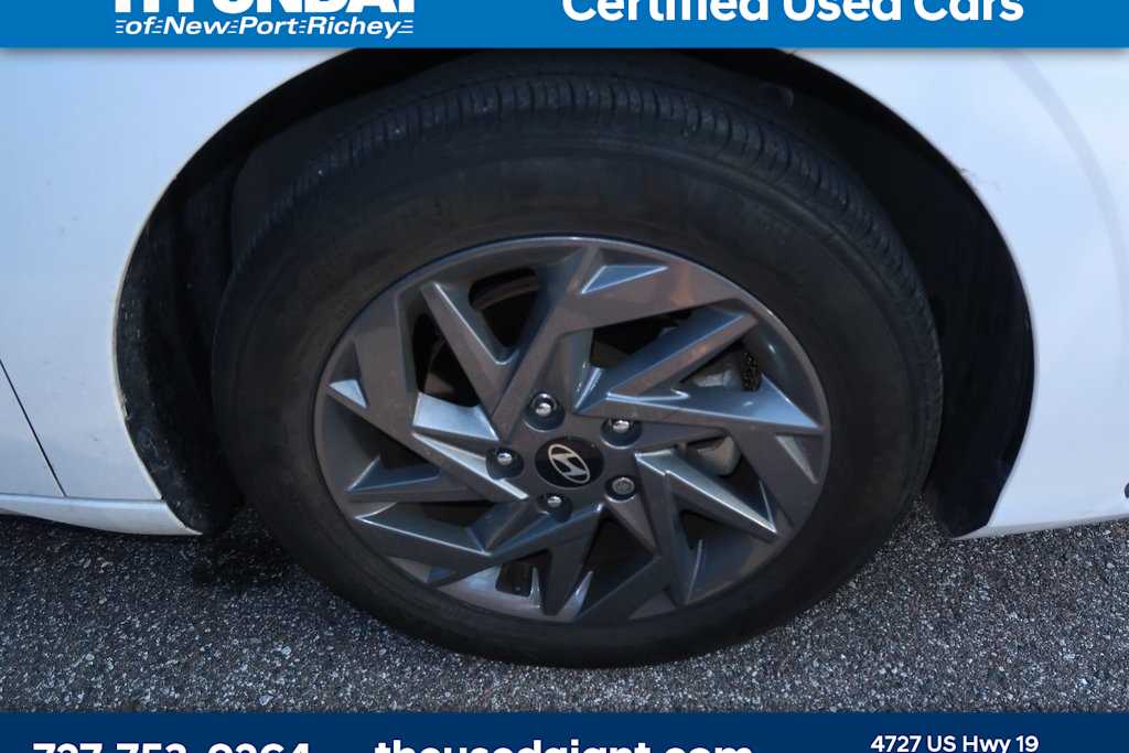 2024 Hyundai Elantra SEL 5