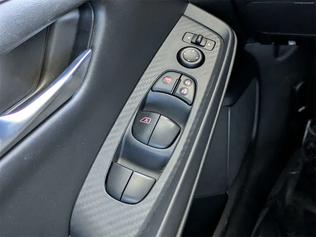 Thumbnail: 2021 Nissan Sentra - 24