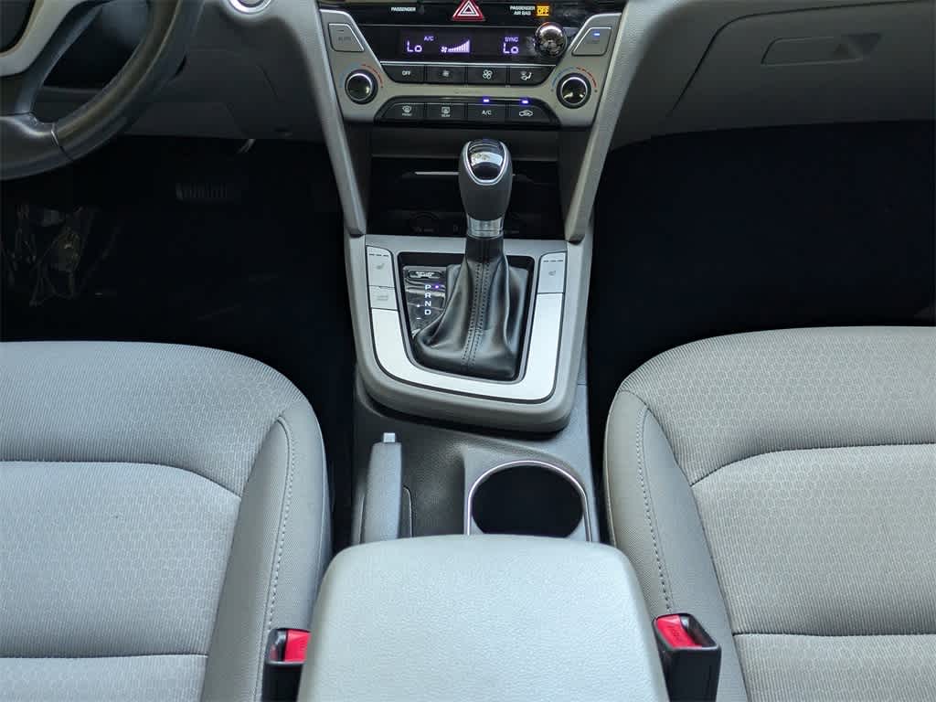 Thumbnail: 2018 Hyundai Elantra - 18