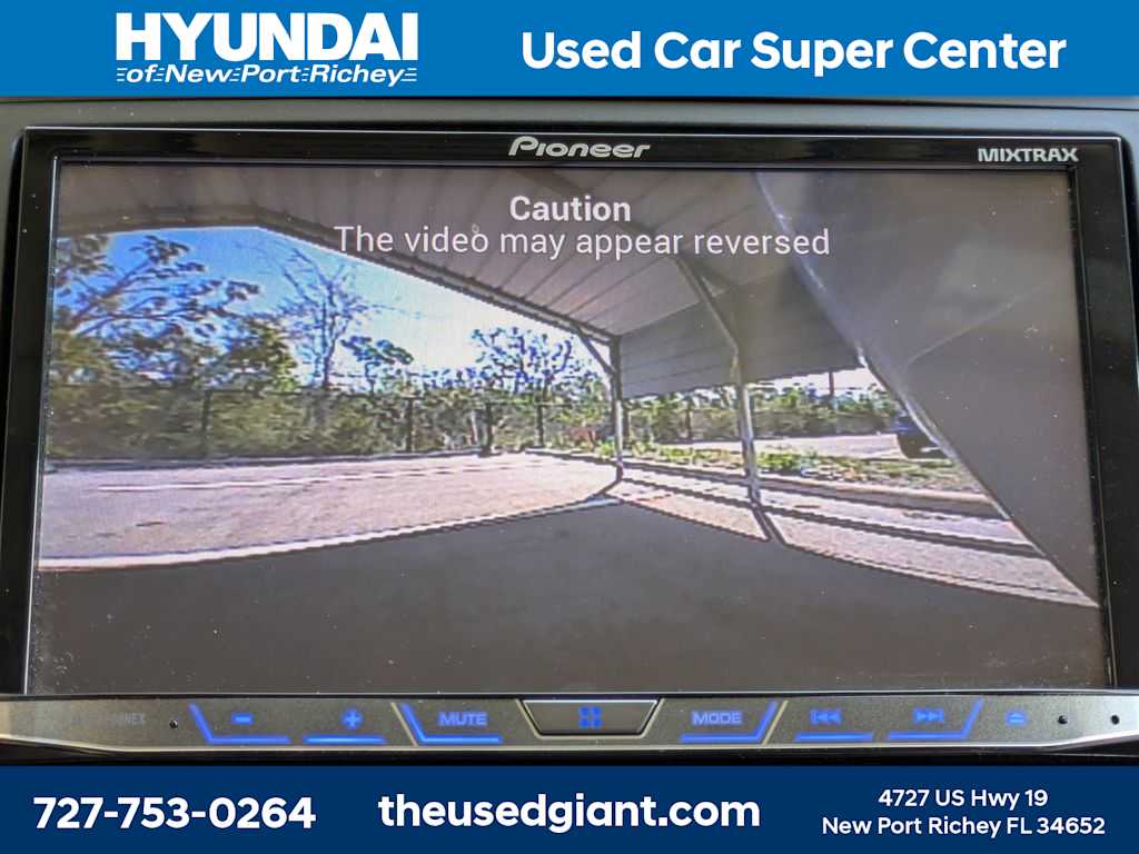 Thumbnail: 2010 Toyota RAV4 - 23