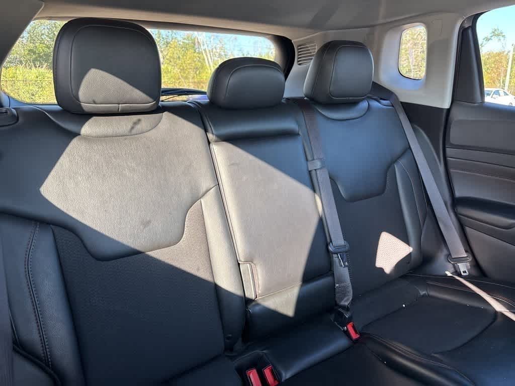 Thumbnail: 2022 Jeep Compass - 9