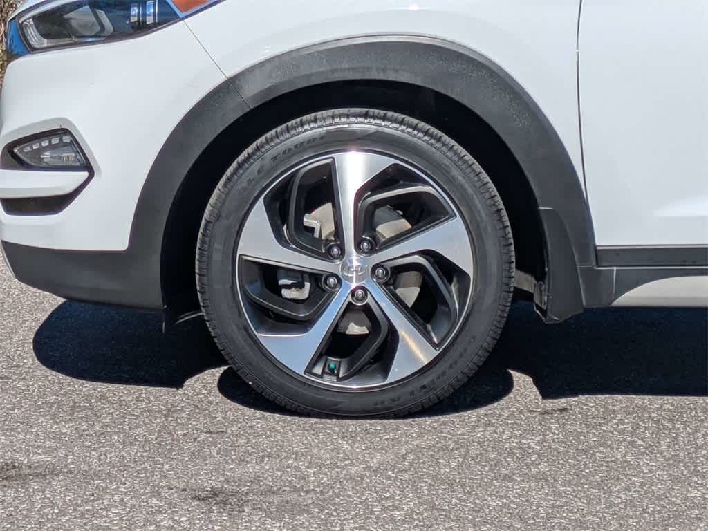 Thumbnail: 2018 Hyundai Tucson - 10