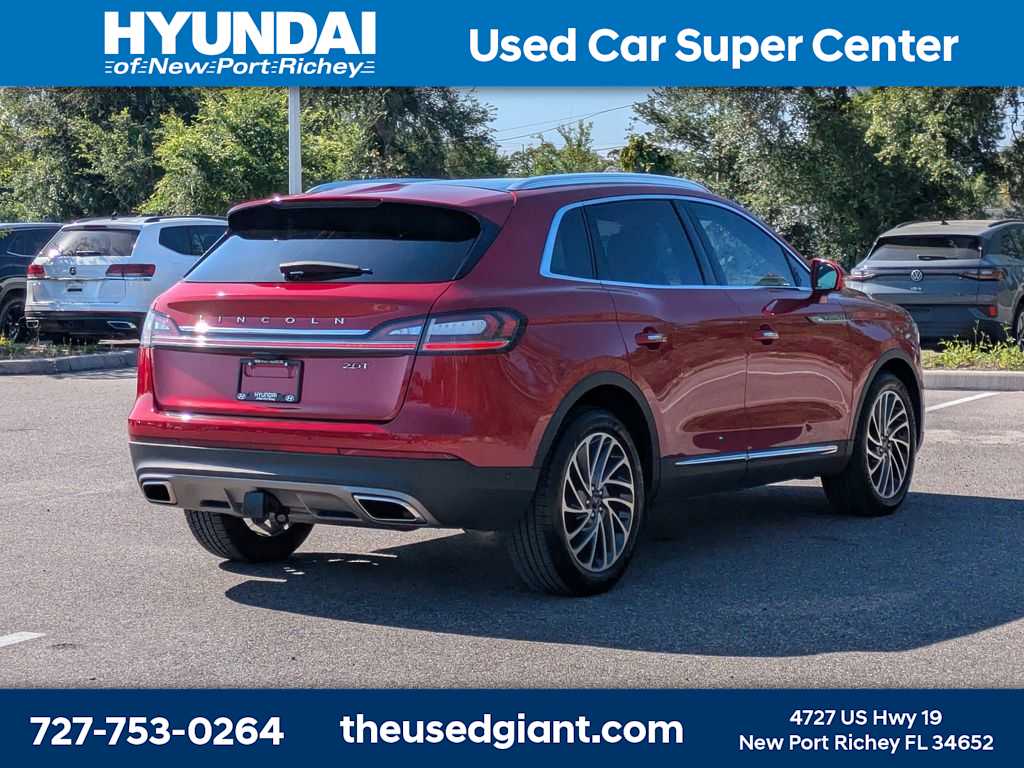 Thumbnail: 2020 Lincoln Nautilus - 5