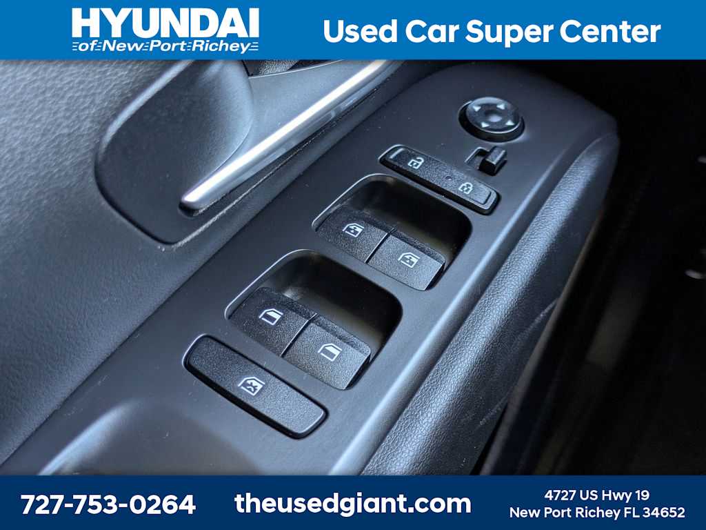 Thumbnail: 2023 Hyundai Santa Cruz - 29