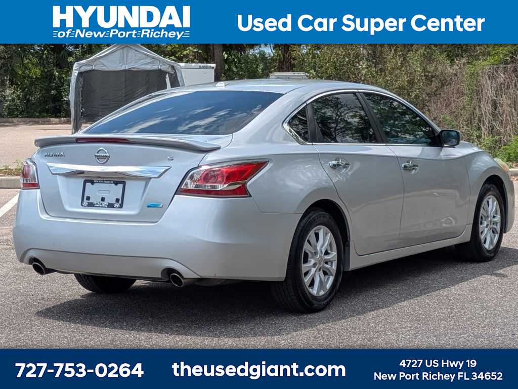 Thumbnail: 2014 Nissan Altima - 5