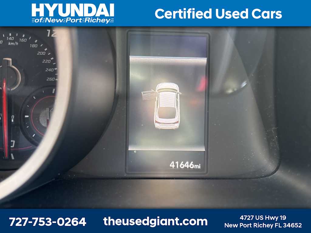 Thumbnail: 2021 Hyundai Elantra - 11