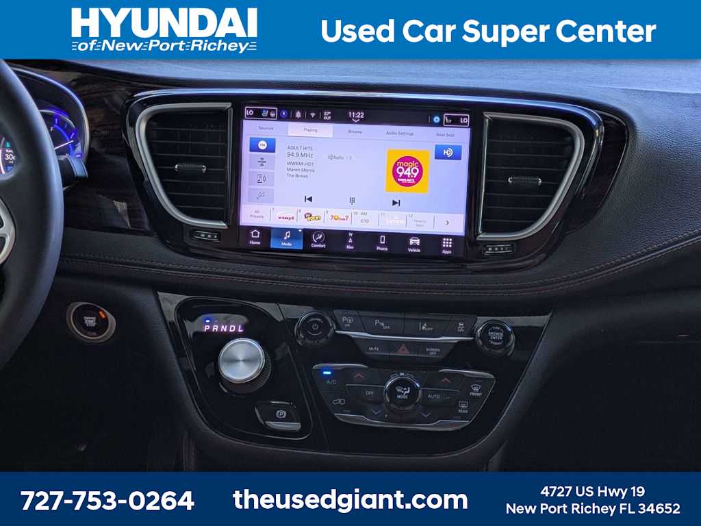 Thumbnail: 2022 Chrysler Pacifica - 31