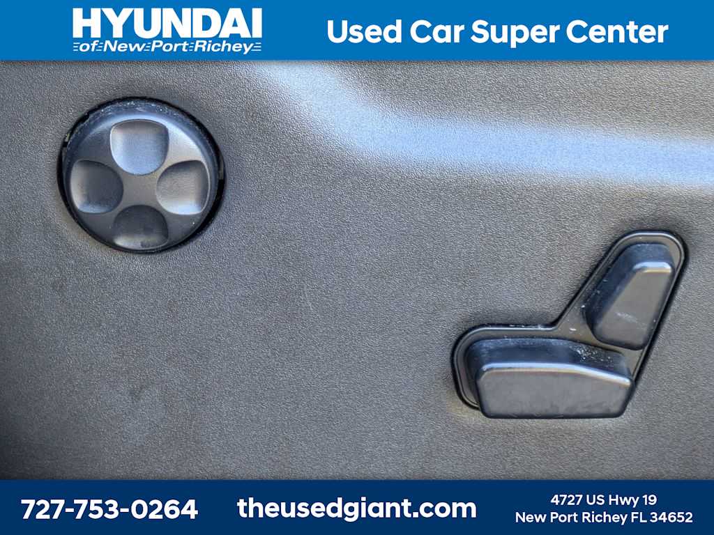 Thumbnail: 2019 Jeep Grand Cherokee - 22