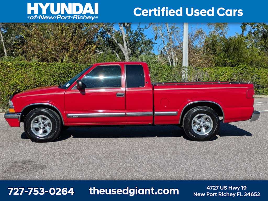 Thumbnail: 2002 Chevrolet S-10 - 2
