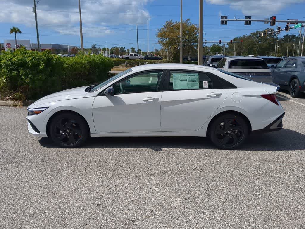 Thumbnail: 2026 Hyundai Elantra - 3