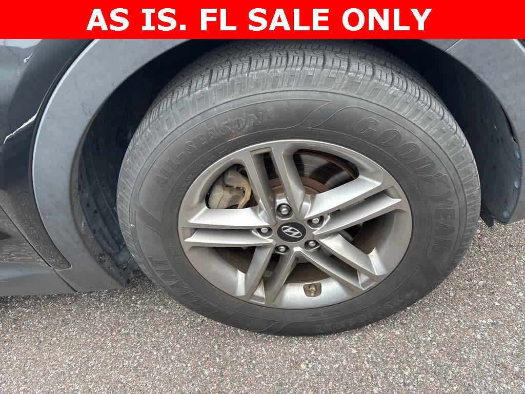 Thumbnail: 2017 Hyundai Santa Fe - 6