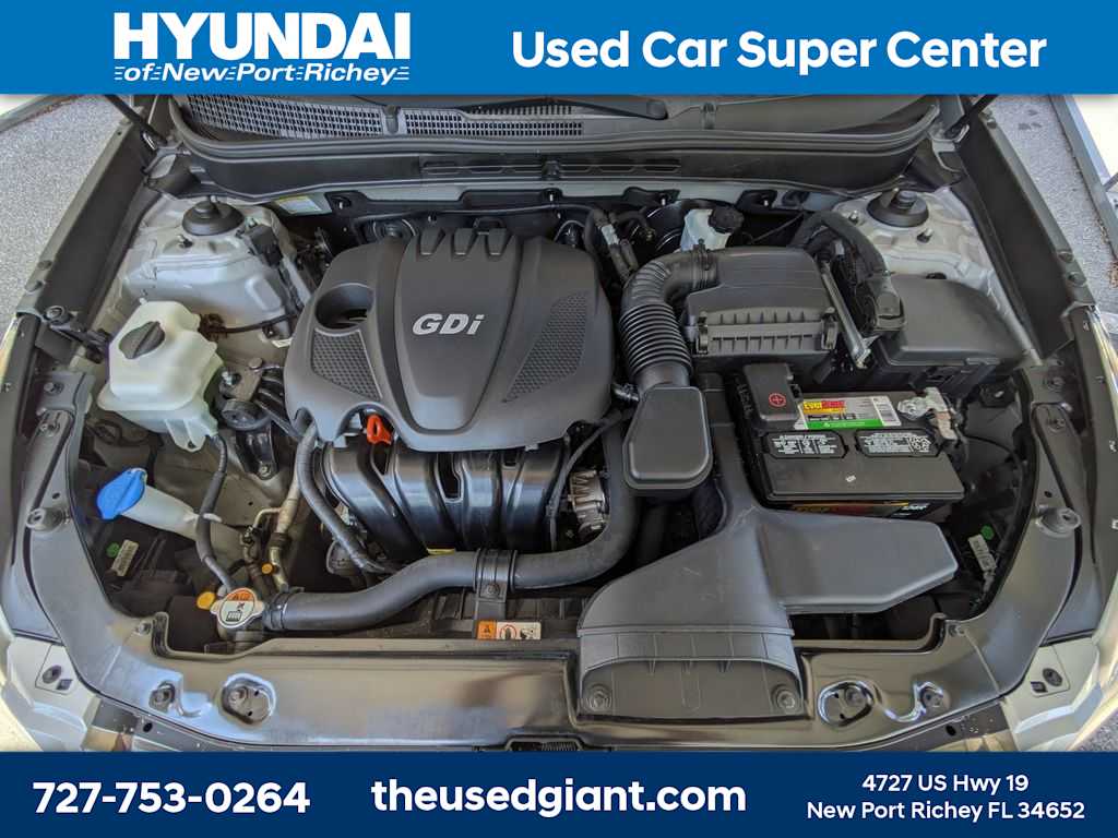 Thumbnail: 2013 Hyundai Sonata - 12
