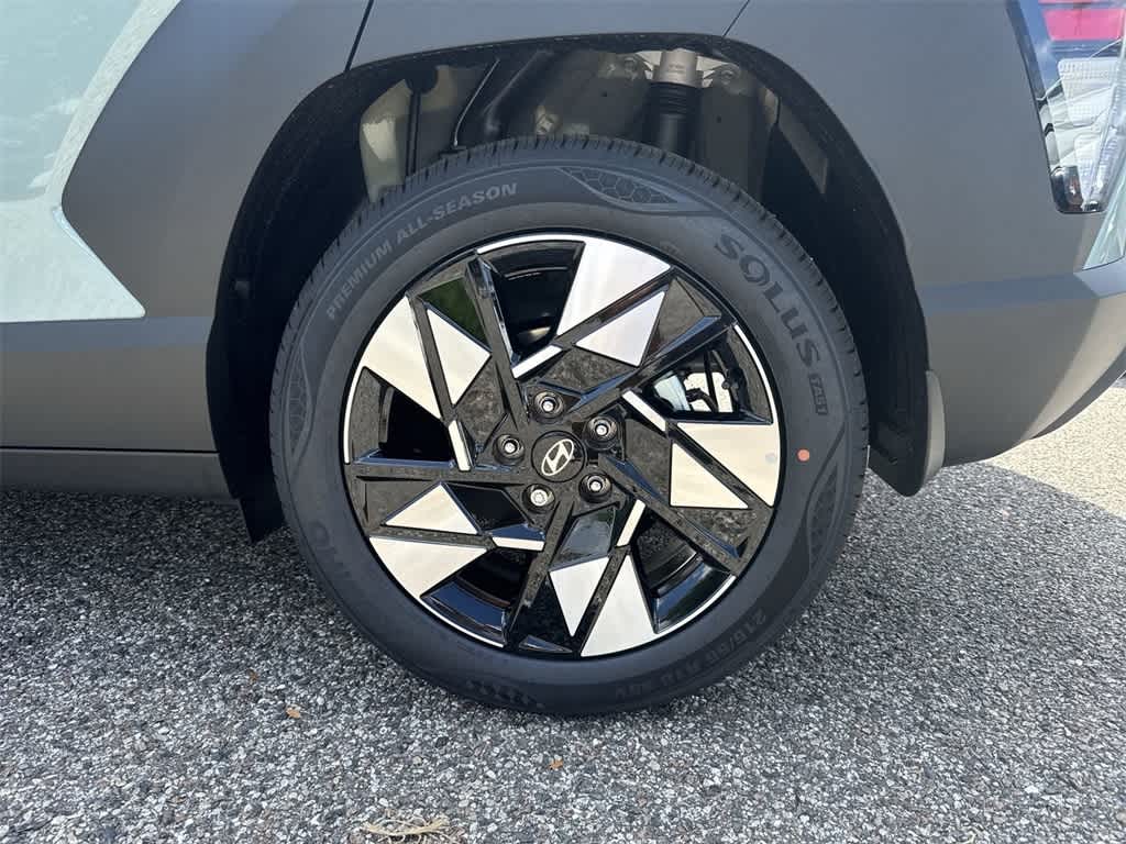 2025 Hyundai Kona SEL 12