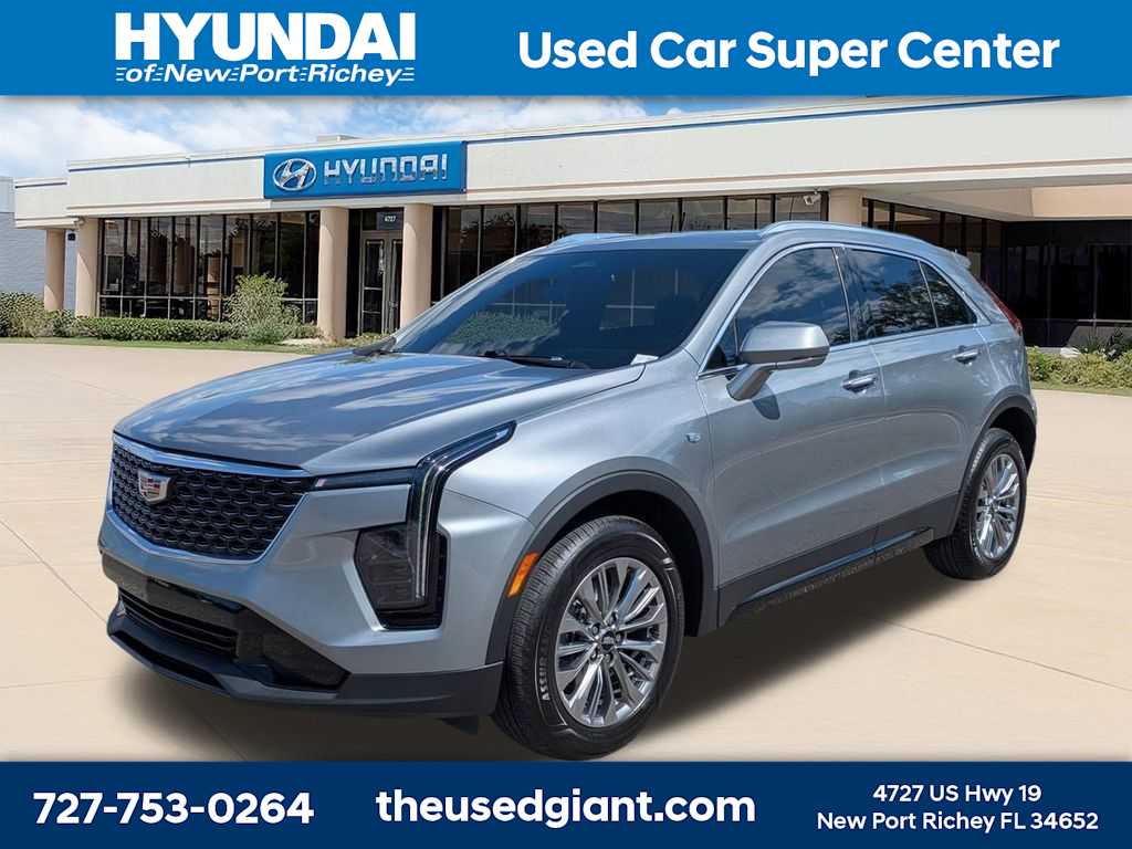 Thumbnail: 2024 Cadillac XT4 - 1