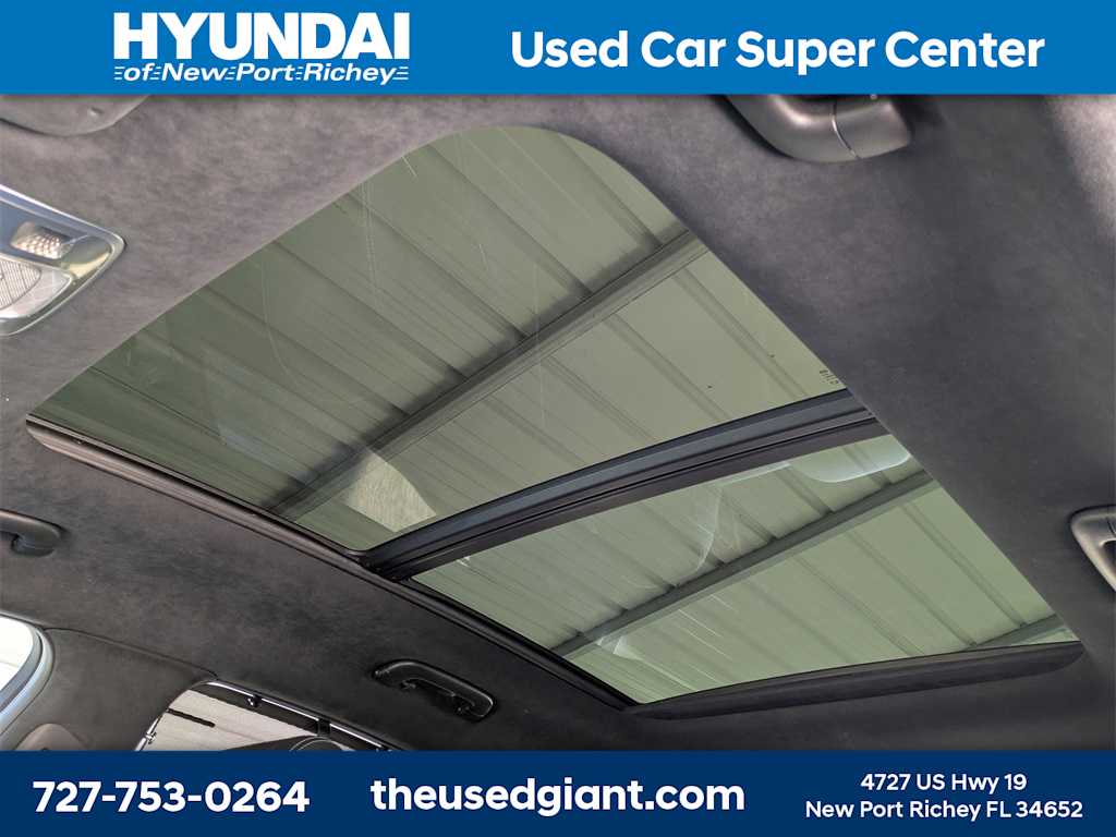 Thumbnail: 2022 Genesis GV70 - 27