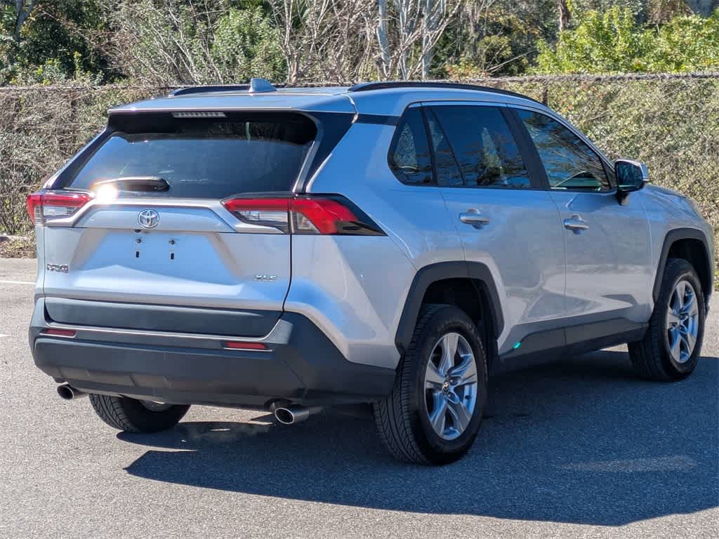 Thumbnail: 2022 Toyota RAV4 - 5