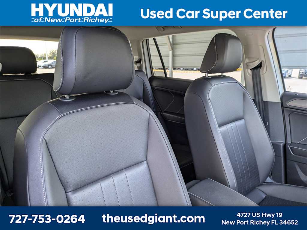 Thumbnail: 2022 Volkswagen Tiguan - 6