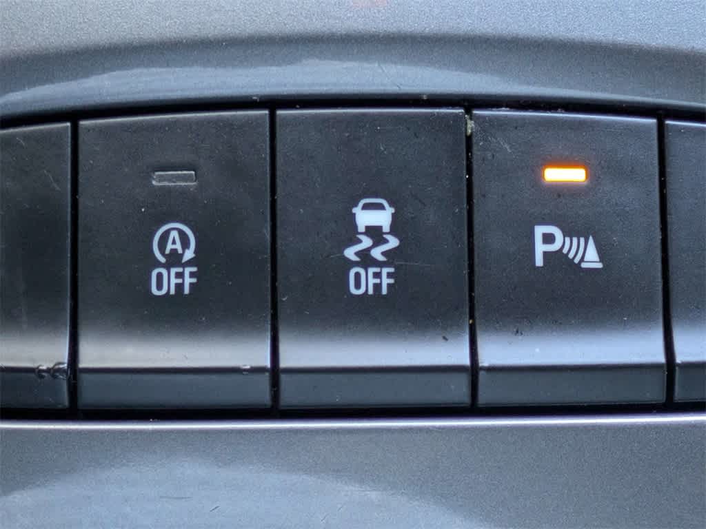 Thumbnail: 2019 Chevrolet Cruze - 25