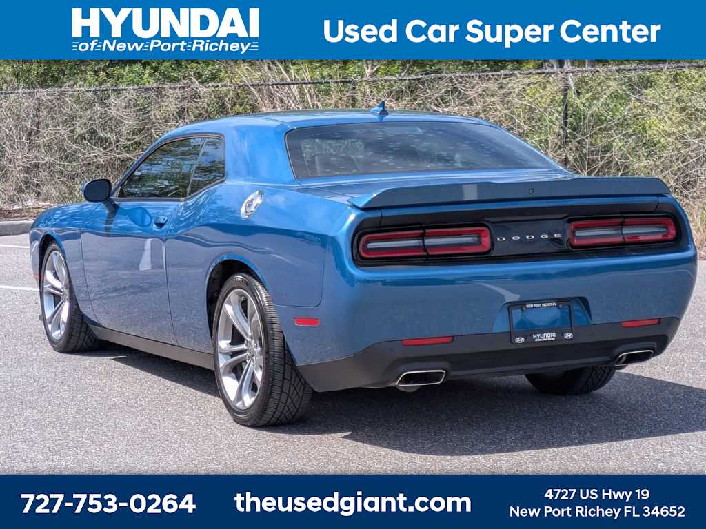 Thumbnail: 2022 Dodge Challenger - 3
