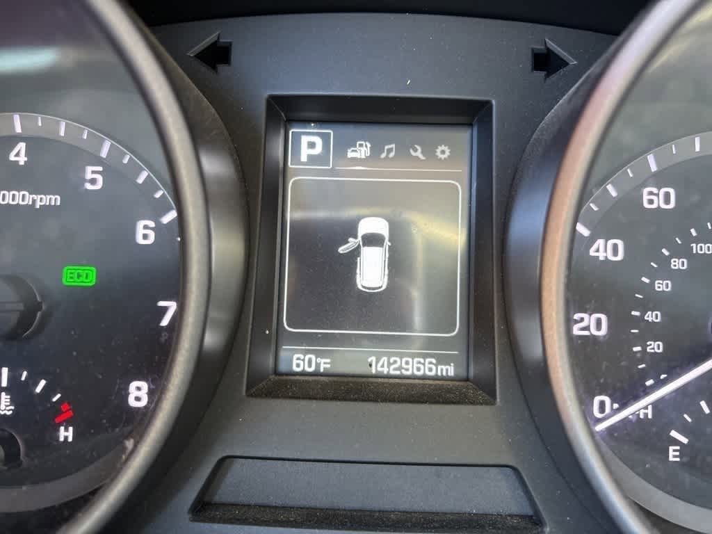 Thumbnail: 2017 Hyundai Santa Fe - 12