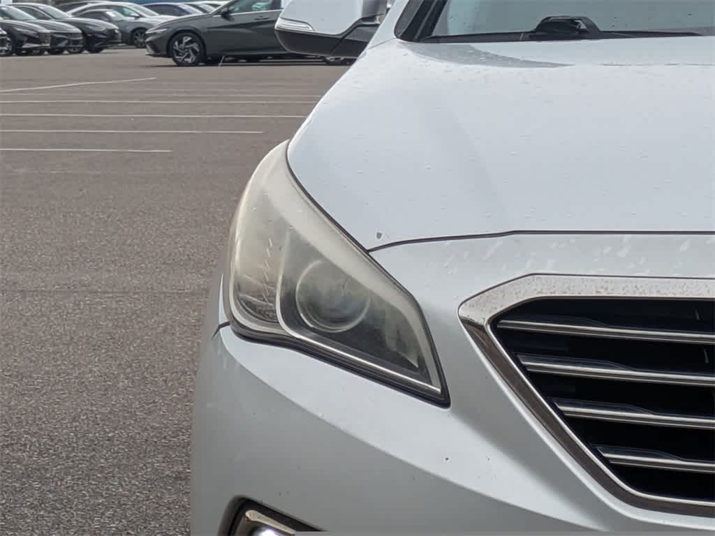 Thumbnail: 2015 Hyundai Sonata - 9