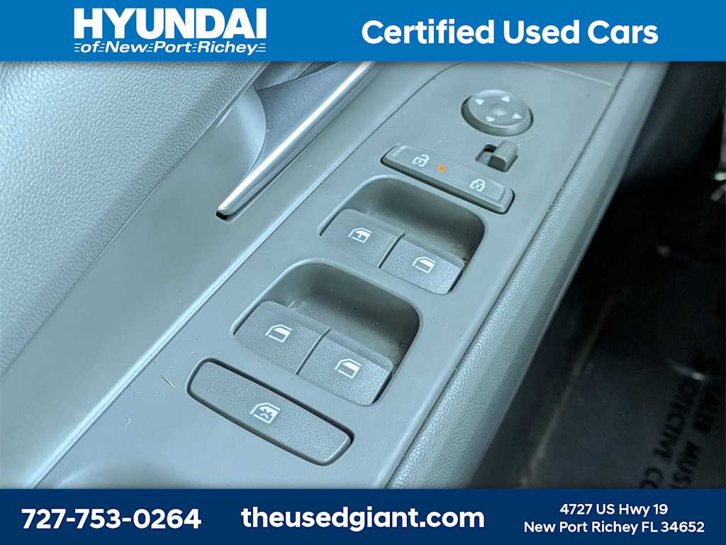 Thumbnail: 2024 Hyundai Elantra - 24