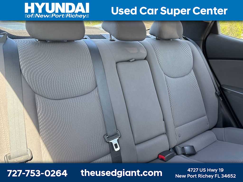 Thumbnail: 2016 Hyundai Elantra - 8