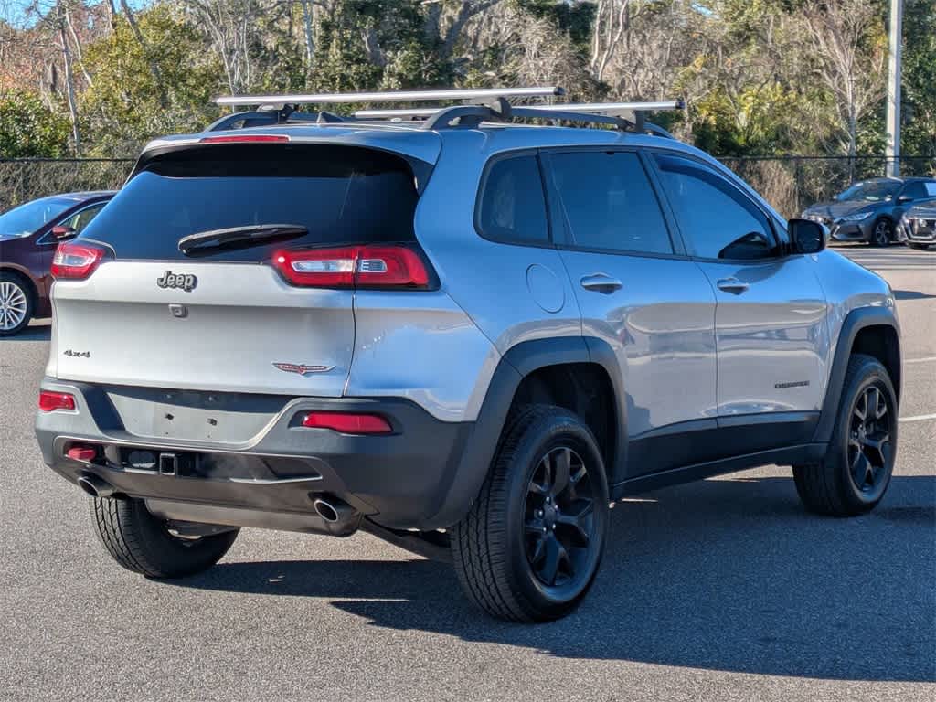 Thumbnail: 2017 Jeep Cherokee - 5