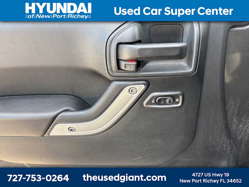 Thumbnail: 2018 Jeep Wrangler - 10