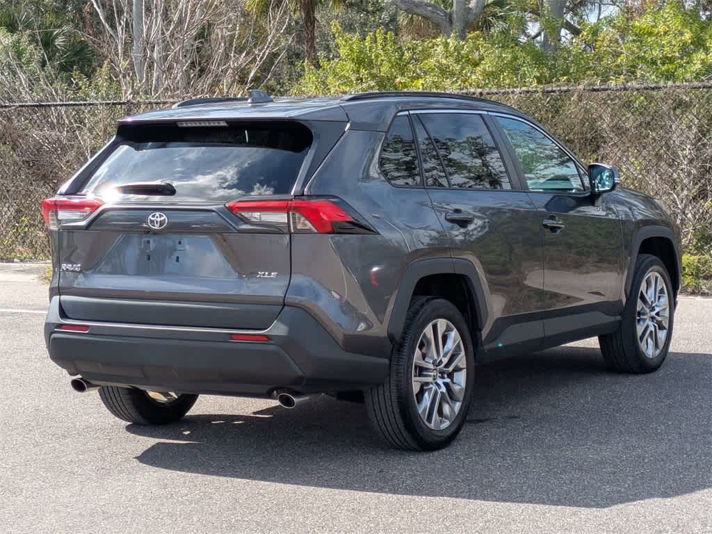 Thumbnail: 2022 Toyota RAV4 - 5