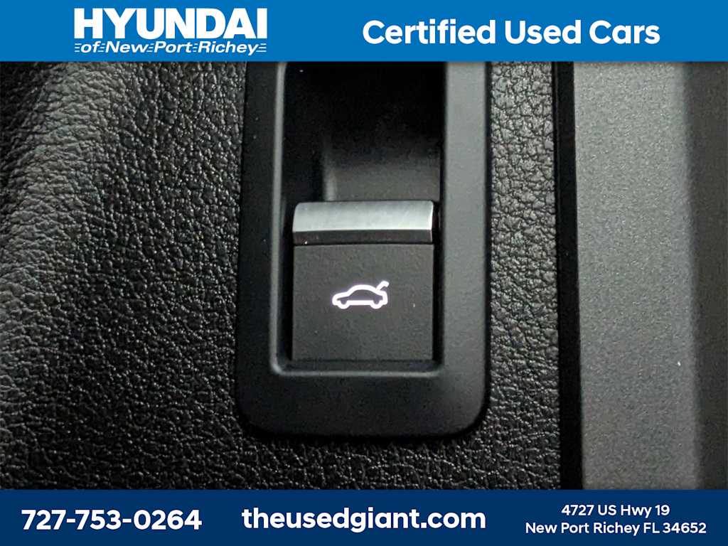 Thumbnail: 2023 Audi Q5 - 37