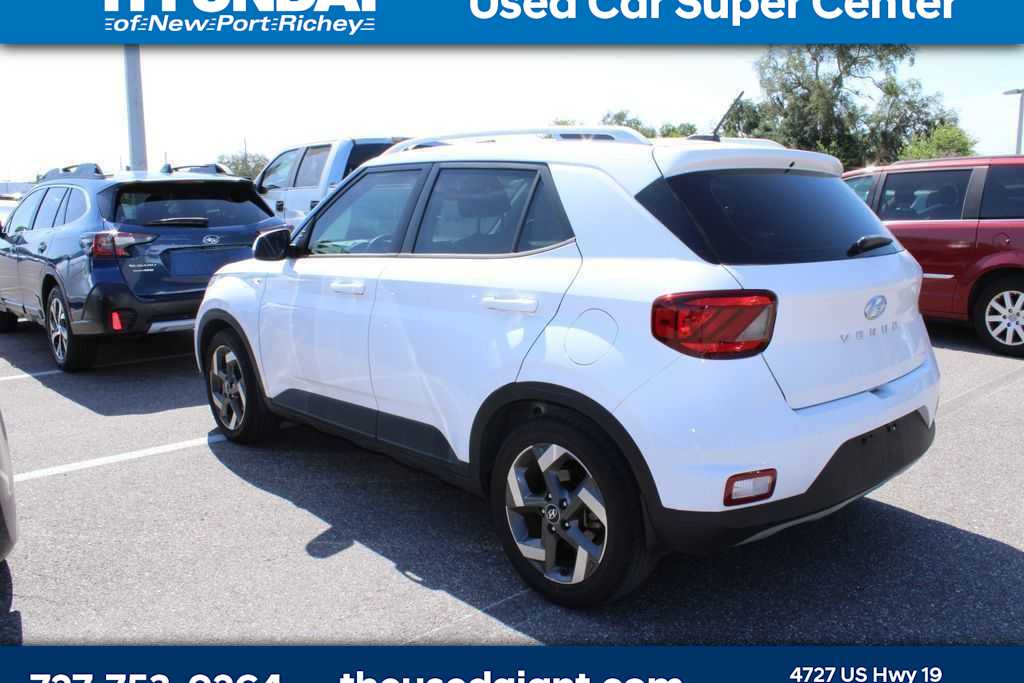 Thumbnail: 2023 Hyundai Venue - 2