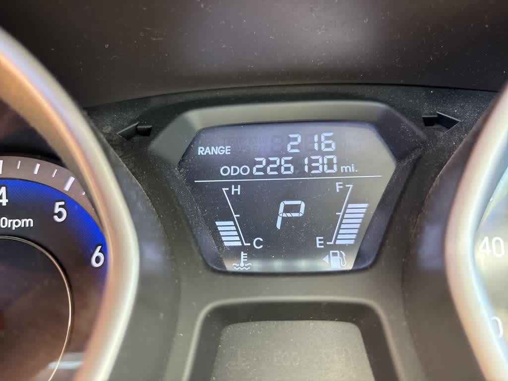 Thumbnail: 2012 Hyundai Elantra - 10