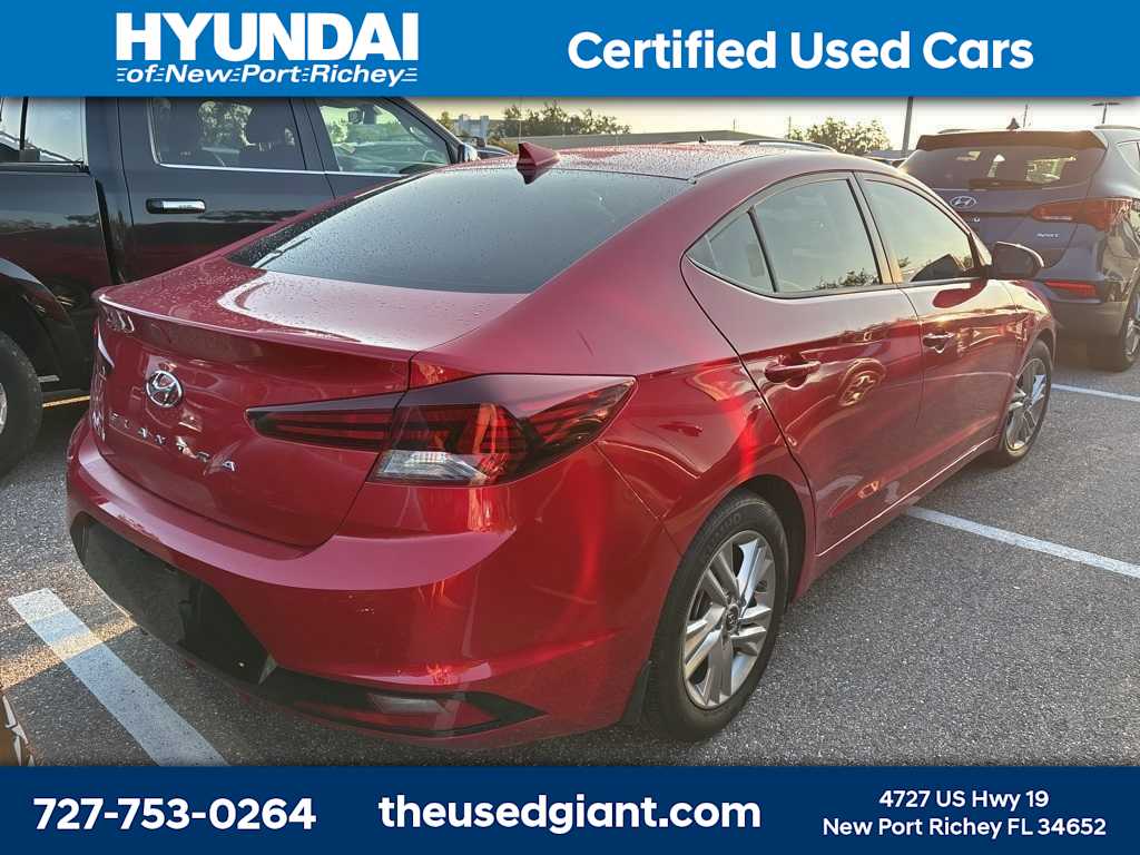 Thumbnail: 2020 Hyundai Elantra - 3