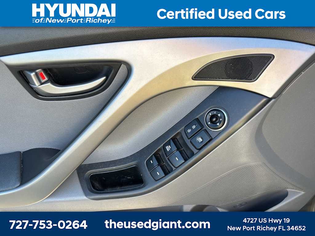 Thumbnail: 2016 Hyundai Elantra - 9