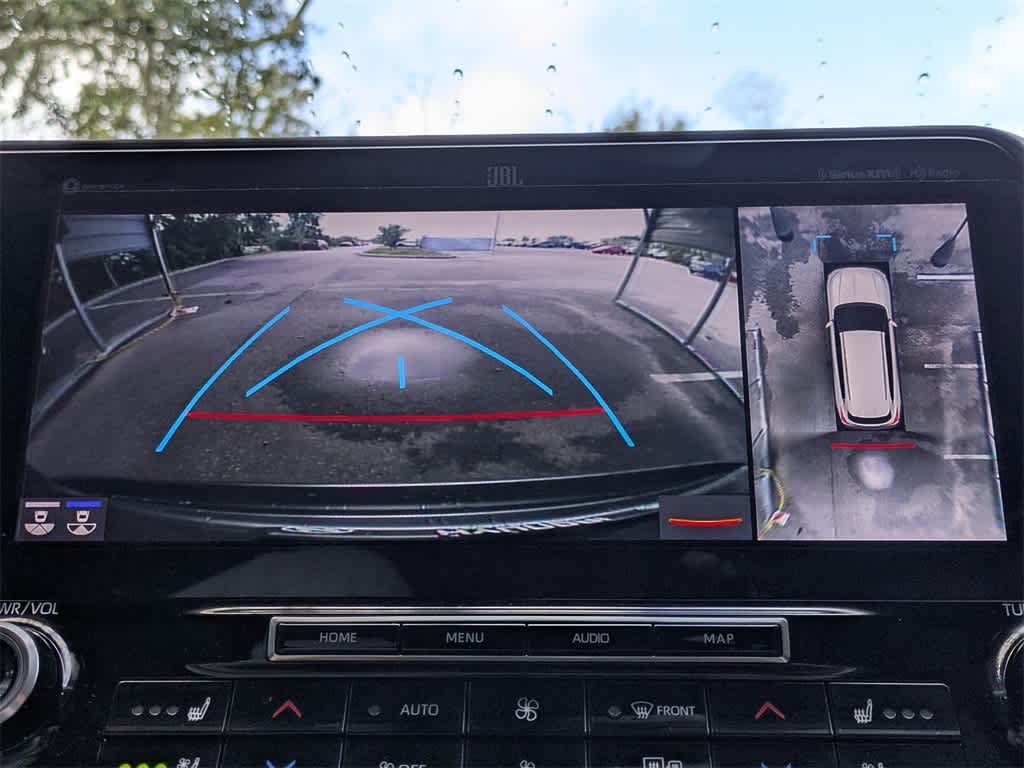 Thumbnail: 2022 Toyota Highlander - 29