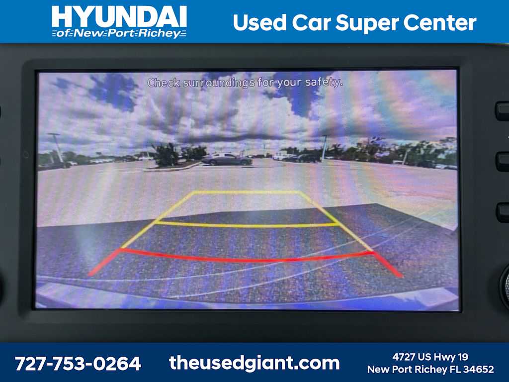 Thumbnail: 2023 Hyundai Elantra - 18