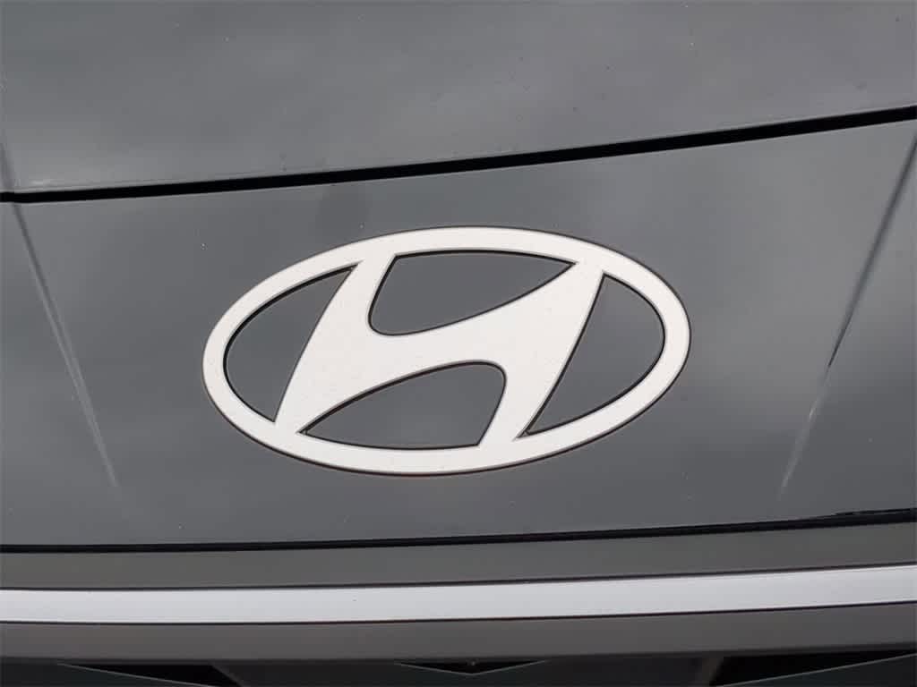 Thumbnail: 2025 Hyundai Elantra - 11