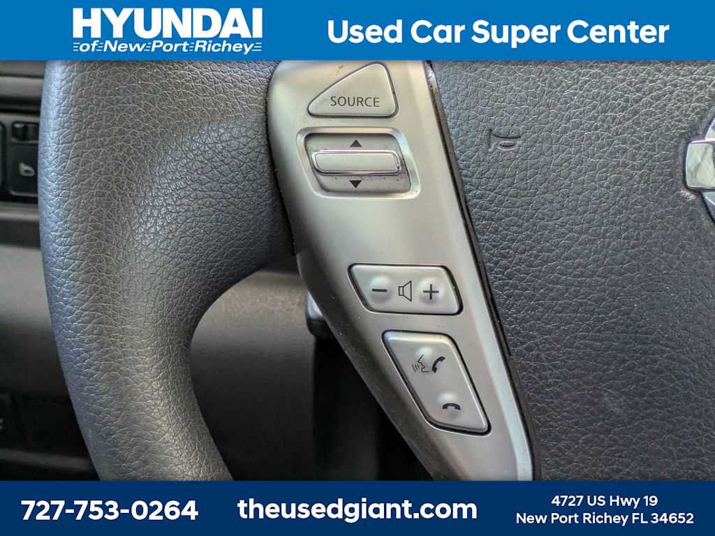 Thumbnail: 2015 Nissan Versa Note - 24