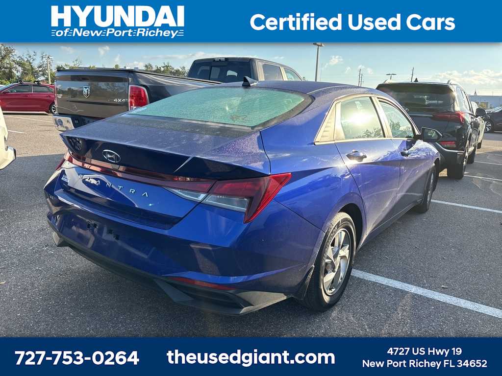 Thumbnail: 2023 Hyundai Elantra - 3