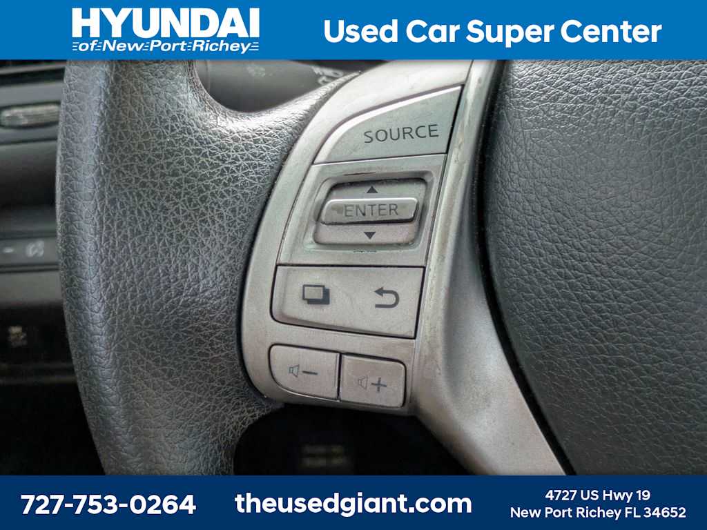 Thumbnail: 2014 Nissan Altima - 26