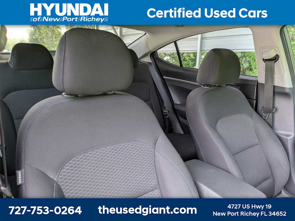 Thumbnail: 2019 Hyundai Elantra - 6