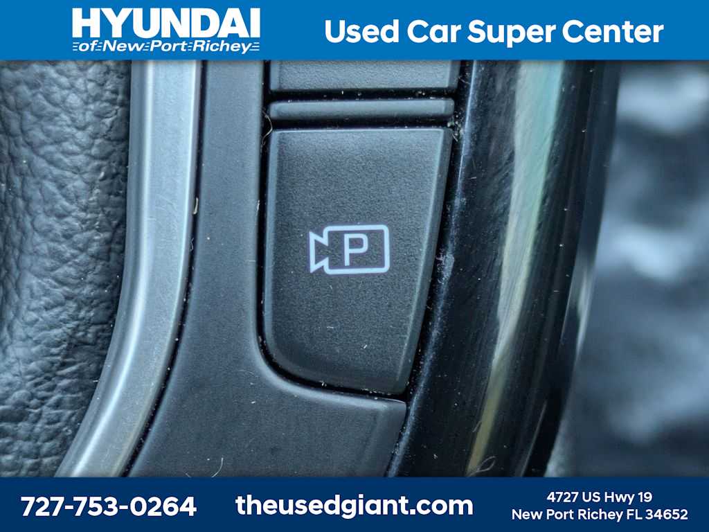 Thumbnail: 2022 Kia Forte - 24