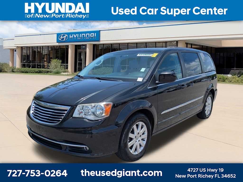 2014 Chrysler Town & Country Touring -
                  New Port Richey, FL