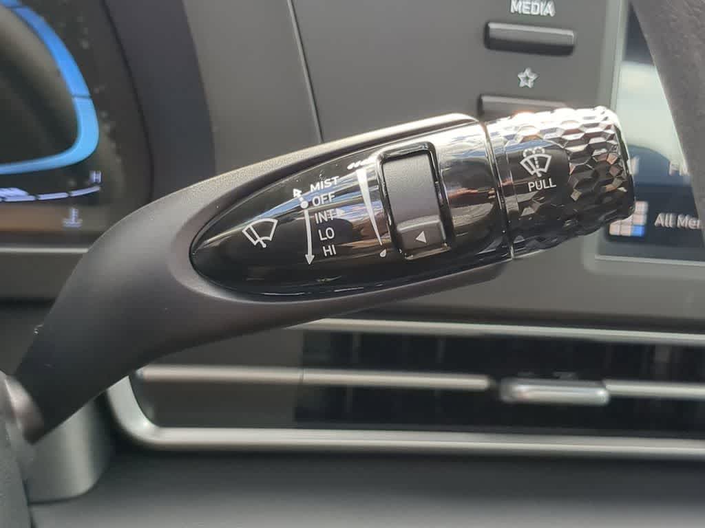 Thumbnail: 2026 Hyundai Elantra - 25